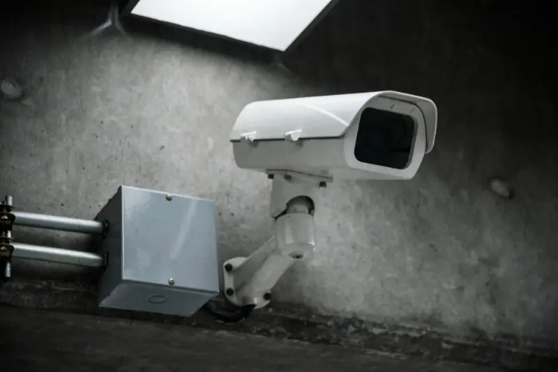 es legal poner camara videovigilancia apuntando a casa del vecino ¿Es legal poner cámara videovigilancia apuntando hacia mi casa?